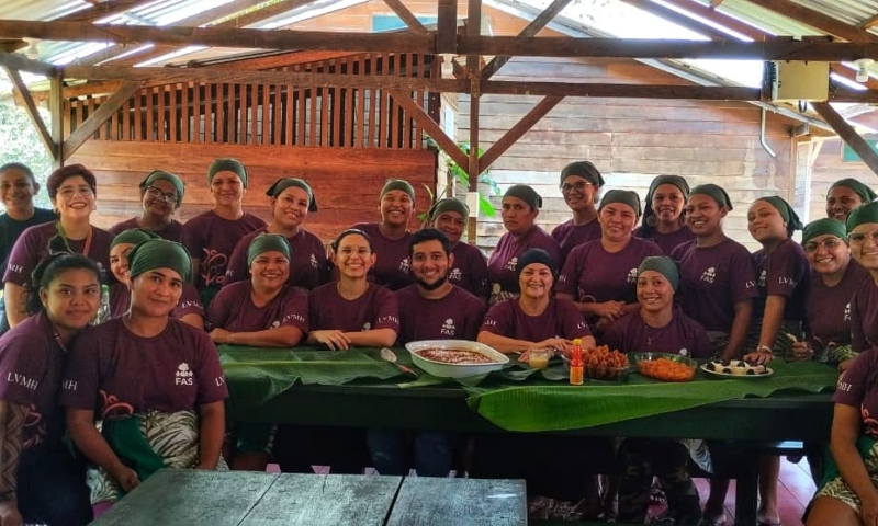 Mulheres ribeirinhas da Amazônia recebem capacitação em gastronomia