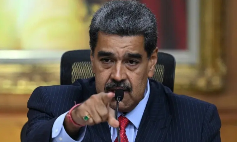 Justiça da Argentina ordena prisão de Maduro por crimes contra a humanidade