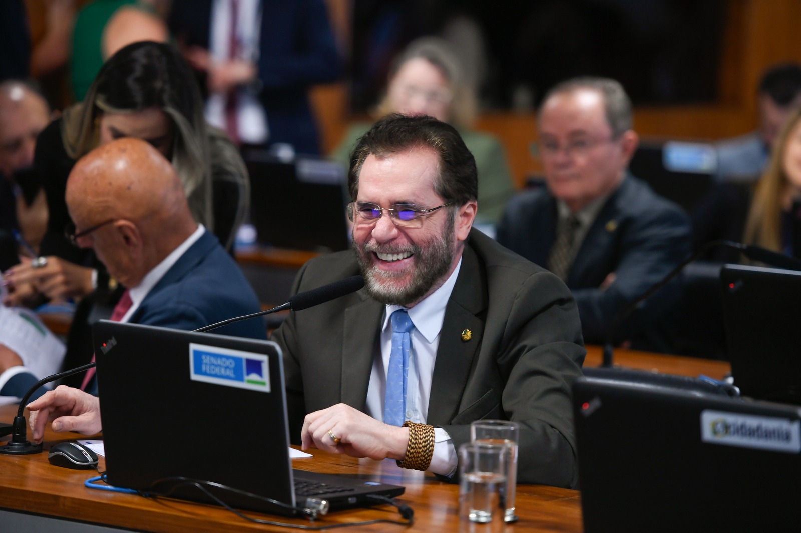 Senador Plínio Valério destina mais de R$ 65 milhões para a área social em Manaus e 34 municípios do AM