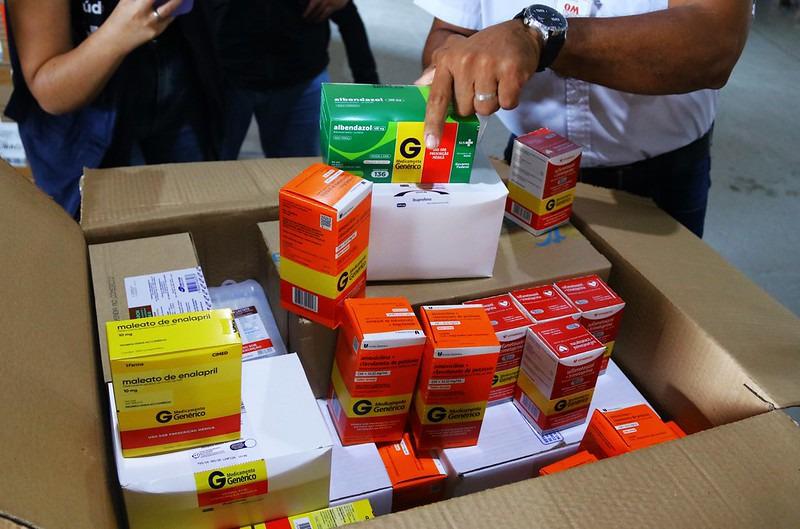 Governo do Amazonas recebe medicamentos e insumos do Ministério da Saúde para combate à estiagem