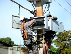 Sete bairros de Manaus ficam sem energia nesta terça-feira (8); veja