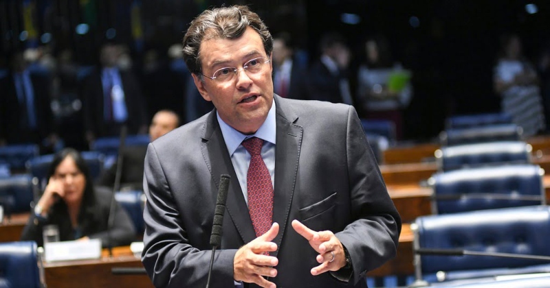 Senador Eduardo Braga é oficializado relator da regulamentação da Reforma Tributária
