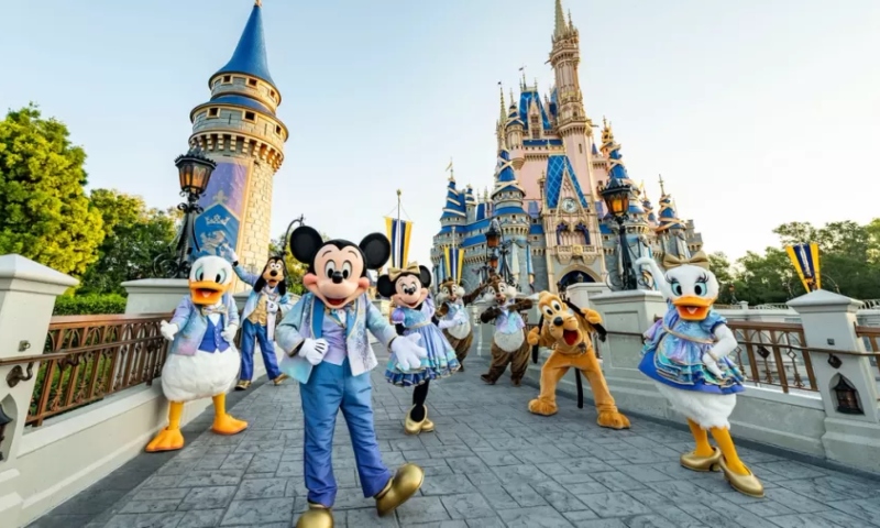 Disney fecha parques antes da passagem do furacão Milton na Flórida