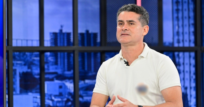 Avanços em Manaus são destaque em entrevista do prefeito David Almeida