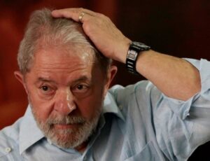 Lula cancela viagem à Rússia após sofrer acidente e ferir a cabeça; veja boletim médico