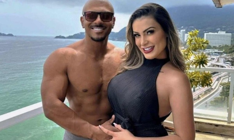 Andressa Urach revela motivo do fim do namoro com ator pornô: “surtei várias vezes”