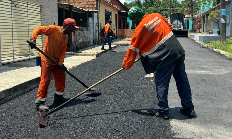 Bairro Cidade de Deus segue recebendo asfaltamento da Prefeitura de Manaus