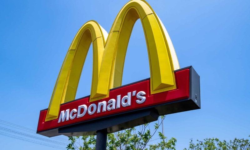 Sanduíche do McDonald’s causa surto da bactéria E. coli nos EUA; uma pessoa morre e dez são internadas