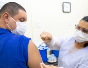 Campanha contra gripe em Manaus termina neste Sábado (26); veja onde vacinar