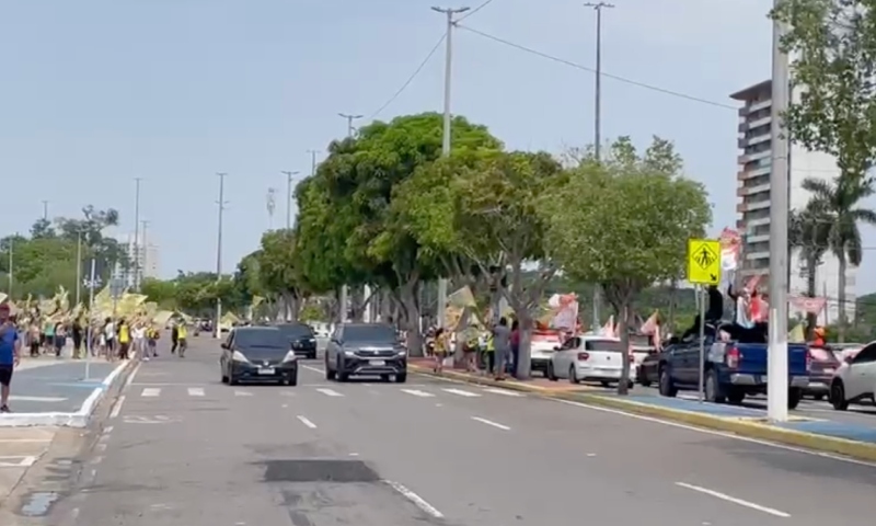 “Bronca alta!”: carreatas de Alberto Neto e David Almeida se cruzam na Ponta Negra e a treta rola solta; veja vídeo