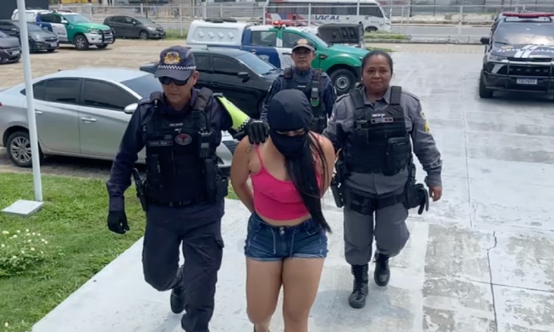 ‘Blindadona’ é presa após sequestrar adolescente na madrugada em Manaus; veja vídeo