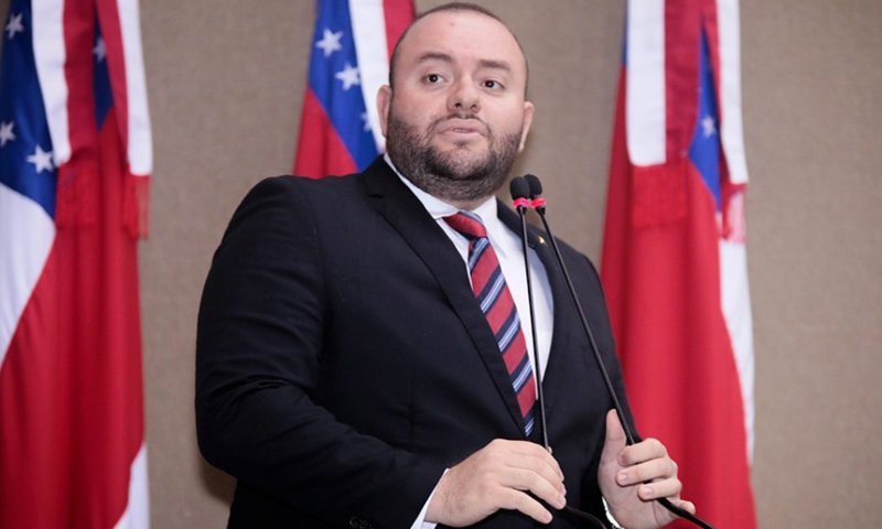 Fausto Santos Júnior deve voltar ao cargo de deputado federal esta semana