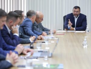 Governador Wilson Lima se reúne com delegações da Alemanha e apresenta projetos sustentáveis do Amazonas