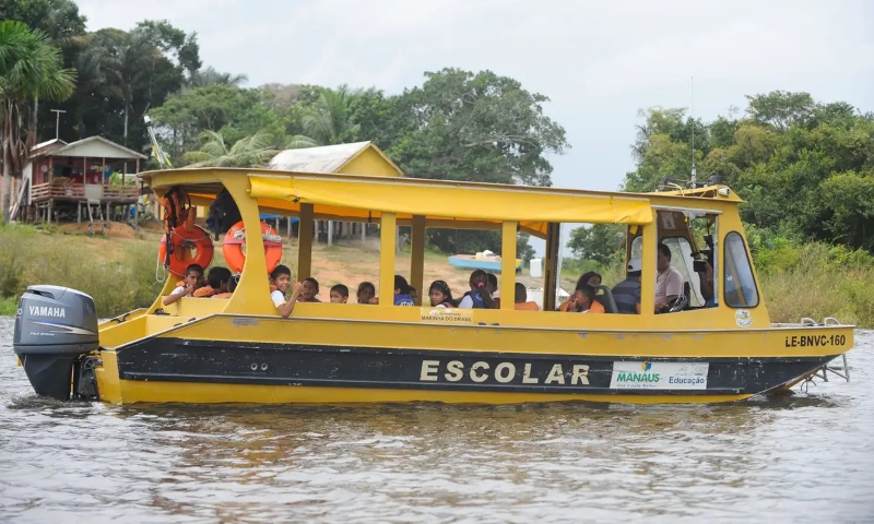 Transporte escolar em rios da Amazônia terá reajuste em 2025, antecipa FNDE
