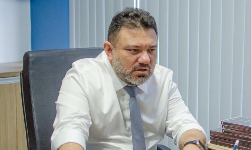 Prefeito de Autazes, Andreson Cavalcante, deixa concurseiros “na mão” após suspensão de concurso