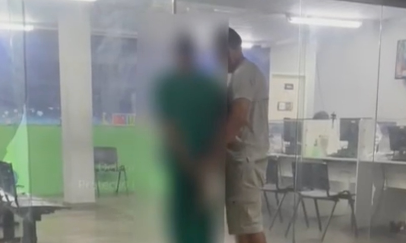 Homem de 21 anos é preso acusado de estuprar os três enteados em Manaus; veja vídeo