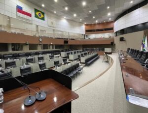 "Folgados": Sessão na Câmara Municipal de Manaus é cancelada após 31 vereadores faltarem; veja vídeo