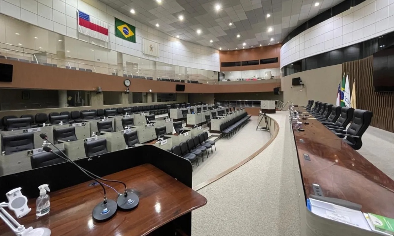 “Folgados”: Sessão na Câmara Municipal de Manaus é cancelada após 31 vereadores faltarem; veja vídeo