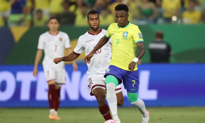 Brasil enfrenta Venezuela nesta quinta-feira (14) pelas Eliminatórias para a Copa de 2026