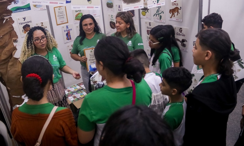 Mais de 100 projetos de Tecnologia e Ciência são apresentados no segundo dia de Expocreati em Manaus