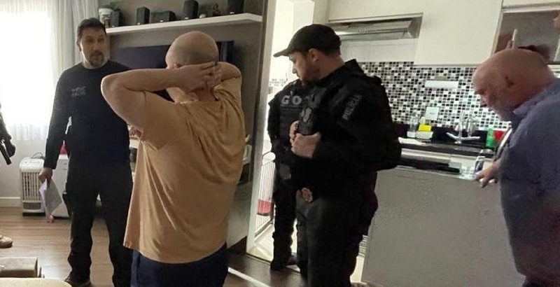 Hacker suspeito de ameaçar explodir STF é preso em condomínio de SP; veja vídeo