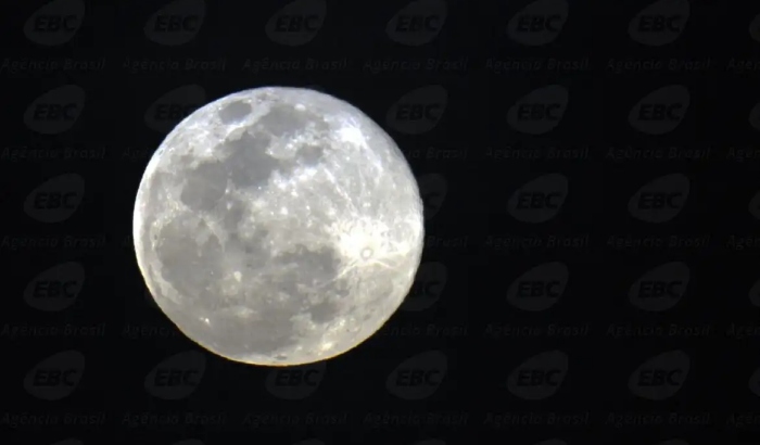 Última superlua cheia do ano pode ser vista nesta sexta-feira (15)
