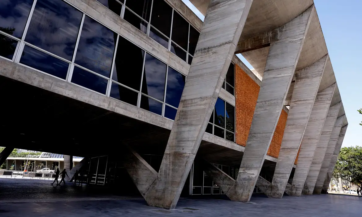 Cúpula de Líderes do G20 começa nesta segunda (18)