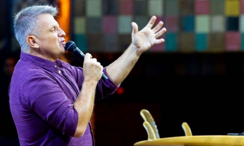 Apóstolo Rina, fundador da igreja Bola de Neve, morre em trágico acidente