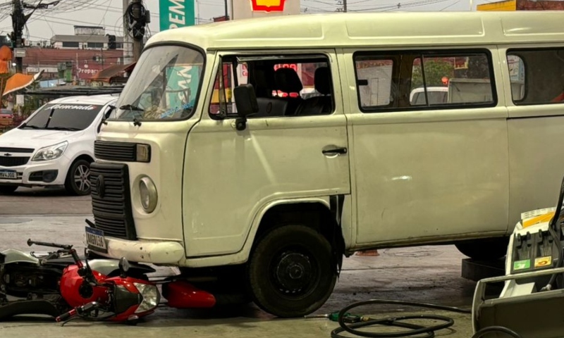 Motorista tem mal súbito e morre durante acidente em Manaus; veja