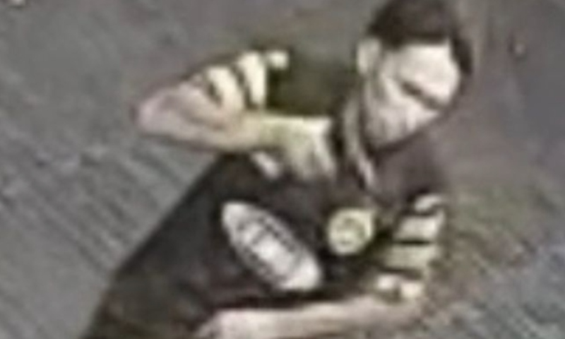 Polícia pede ajuda para encontrar ladrão que assaltou choperia em Manaus