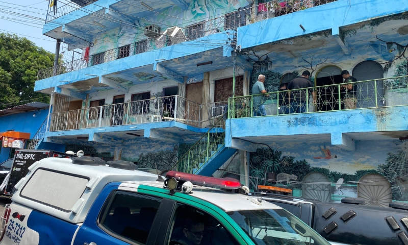 Homem é brutalmente morto a facadas dentro de Kitnet no Novo Aleixo; veja vídeo