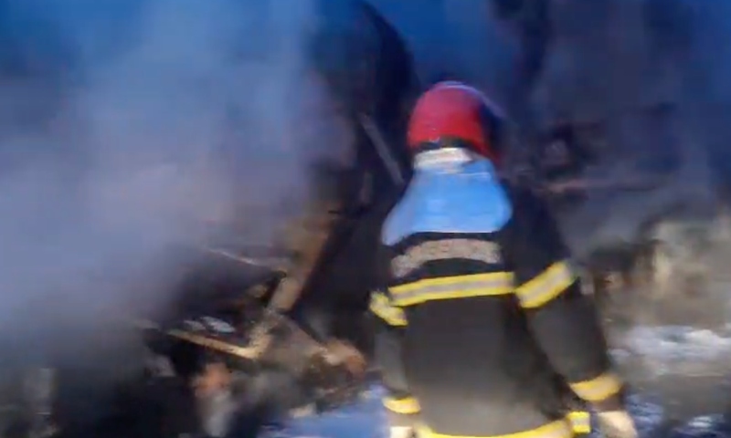 Grave acidente com carretas deixa três pessoas feridas na BR-174; veja vídeos