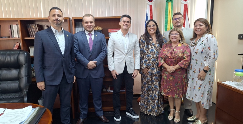MPAM recebe visita institucional do prefeito de Manaus, David Almeida