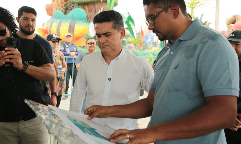 Prefeito David Almeida anuncia construção da nova feira do Mutirão
