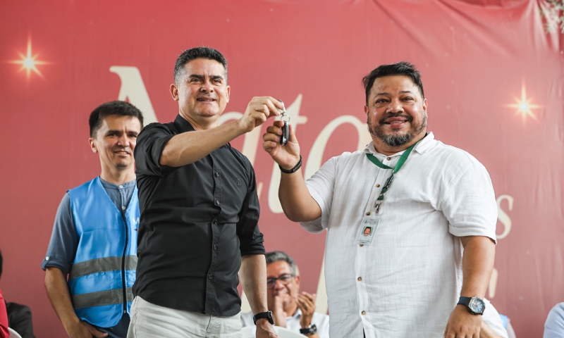 Prefeito David Almeida entrega equipamentos e anuncia apoio para 108 organizações da sociedade civil
