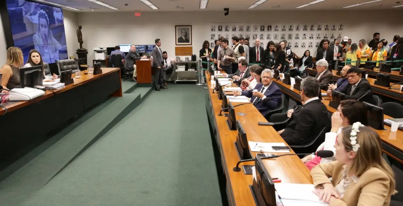 CCJ da Câmara dos Deputados aprova proposta que proíbe o aborto legal no Brasil