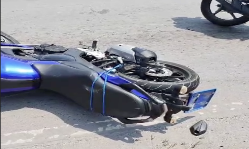 Mulher tem perna arranc4da durante acid3nte com carreta em Manaus