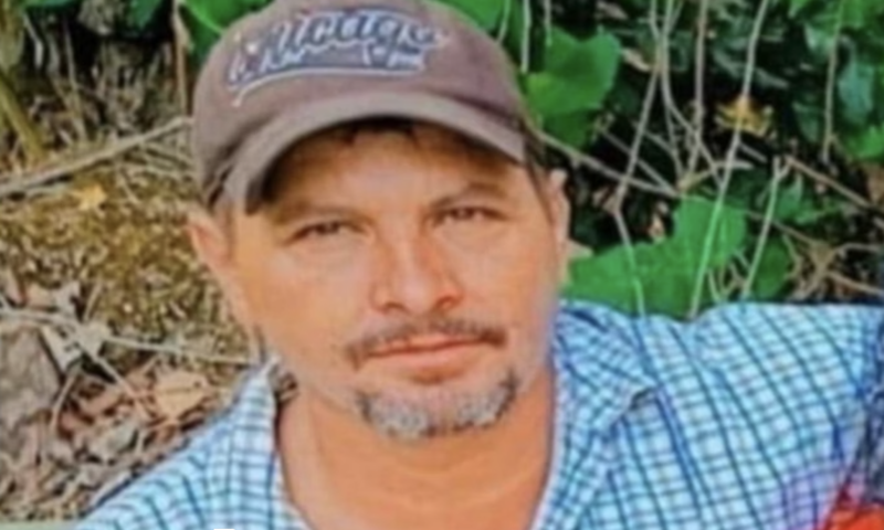 Homem que mat0u filha e esfaqu3ou três morr3 em confronto com o Bope