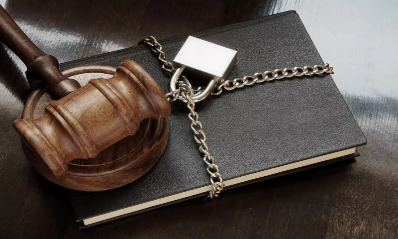 Artigo: divulgar Segredo do Justiça é crime