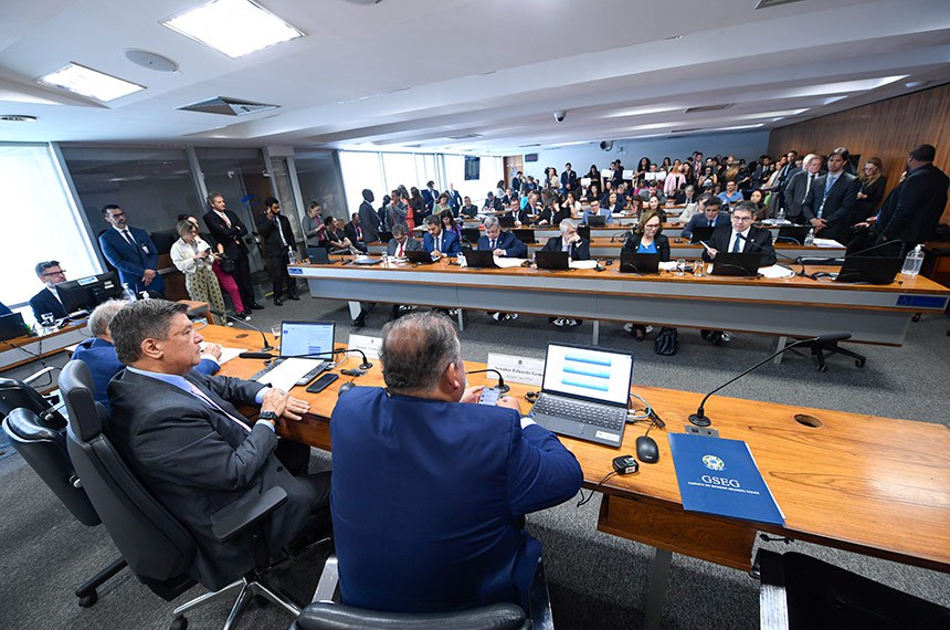 Senado aprova urgência para análise de regras sobre Inteligência Artificial no Brasil