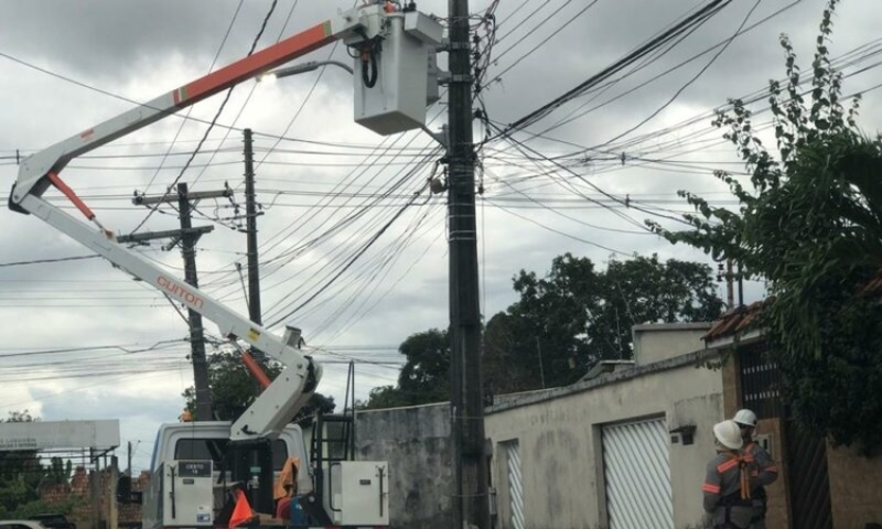 Quatro bairros de Manaus ficam sem energia neste sábado (7)