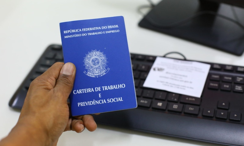 Sine Manaus oferece 296 vagas de emprego para diversas áreas nesta segunda-feira (9)