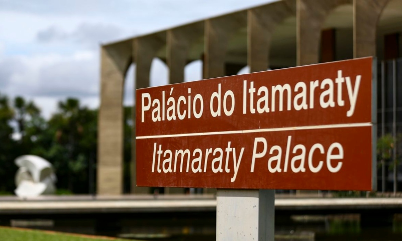 Itamaraty ainda desconsidera operação para repatriar brasileiros na Síria devido à baixa demanda