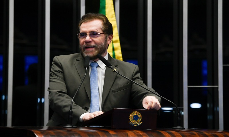 Senador Plínio Valério é eleito o melhor senador do Amazonas pelo sexto ano consecutivo no Ranking dos Políticos