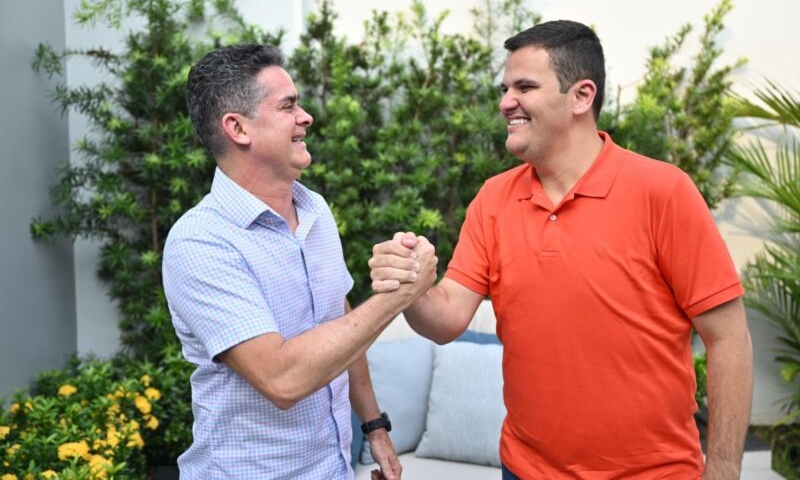 Prefeito David Almeida e vice Renato Junior serão diplomados nesta terça-feira (17)