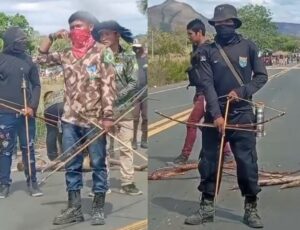 Indígenas armados com flechas voltam a bloquear a BR-174 em Roraima; veja vídeo