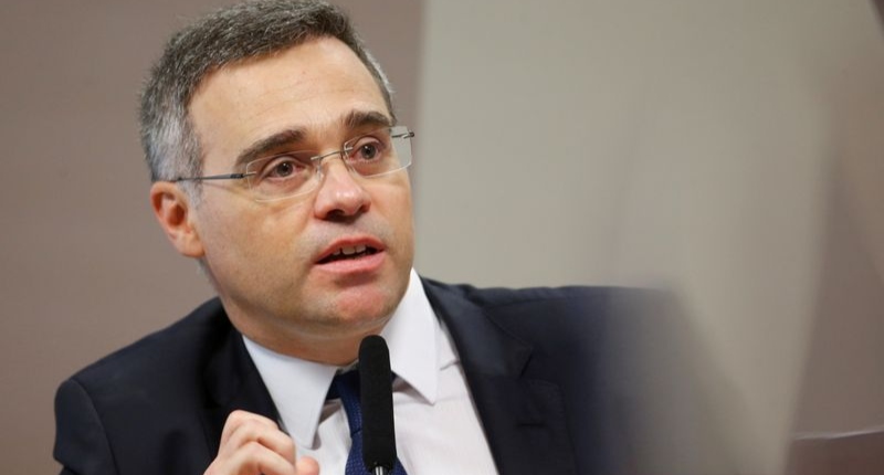 André Mendonça, indicado ao STF por Jair Bolsonaro, pede vista e suspende julgamento sobre regulação das redes sociais