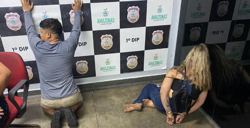 “O terror dos trabalhadores”: casal é preso após fazer arrastão no Centro de Manaus