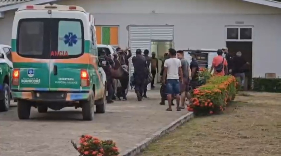 Corpos das vítimas do acidente de avião em Manicoré chegam em Tefé