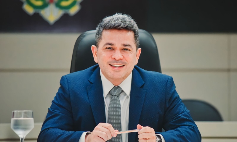 Vice-governador diz que não fala com Wilson “há algum tempo” e sinaliza possível candidatura em 2026: “ponte entre o passado e o futuro”